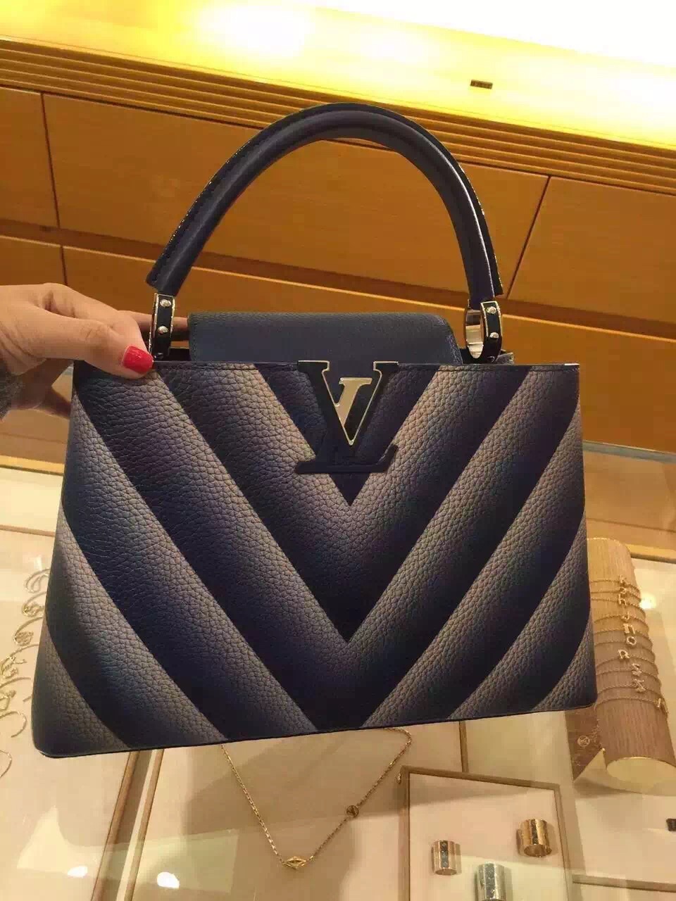 Louis Vuitton Capucines PM Bag M42922 Bleu Jean